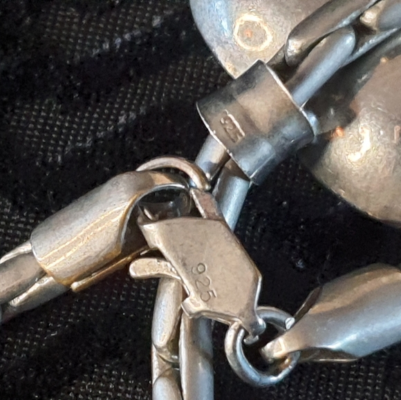 Vintage Venetian Chain & Puffy Heart - Picture 6 of 6